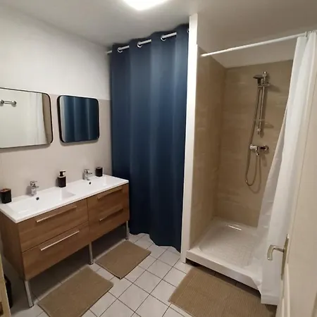 Maison Spacieuse Pour 8 Personnes Casa vacanze Pessac
